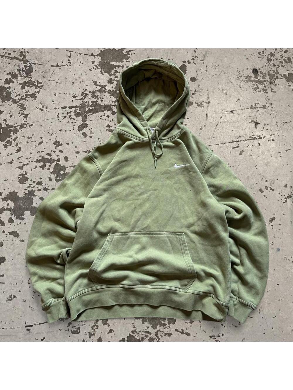 Mens Y2K olive green Nike hoodie Size L